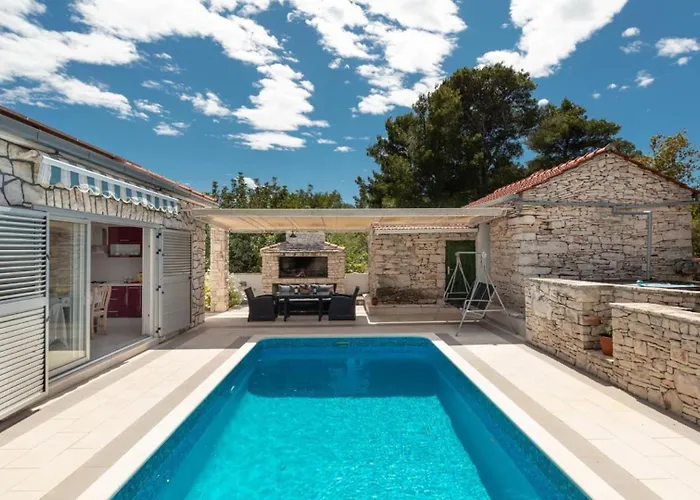 Villa Ivona By Guide