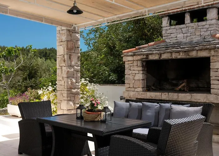 Ivona By Guide Villa Vela Luka