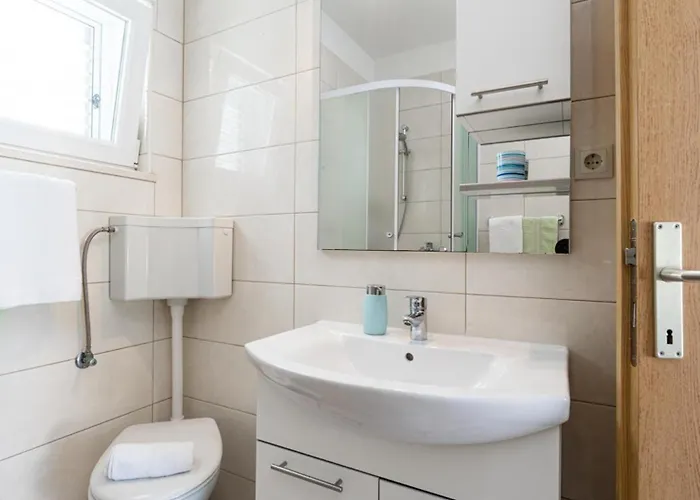 Ivona By Guide Villa Vela Luka